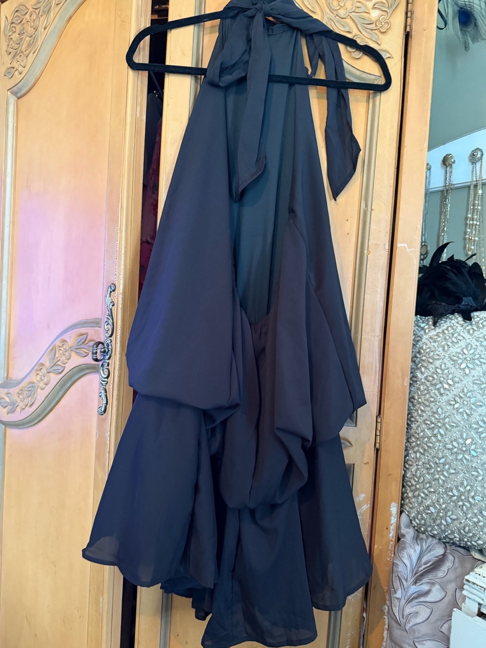Verdusa Black Halter Romper with Blouson Bodice - Picture 5 of 10